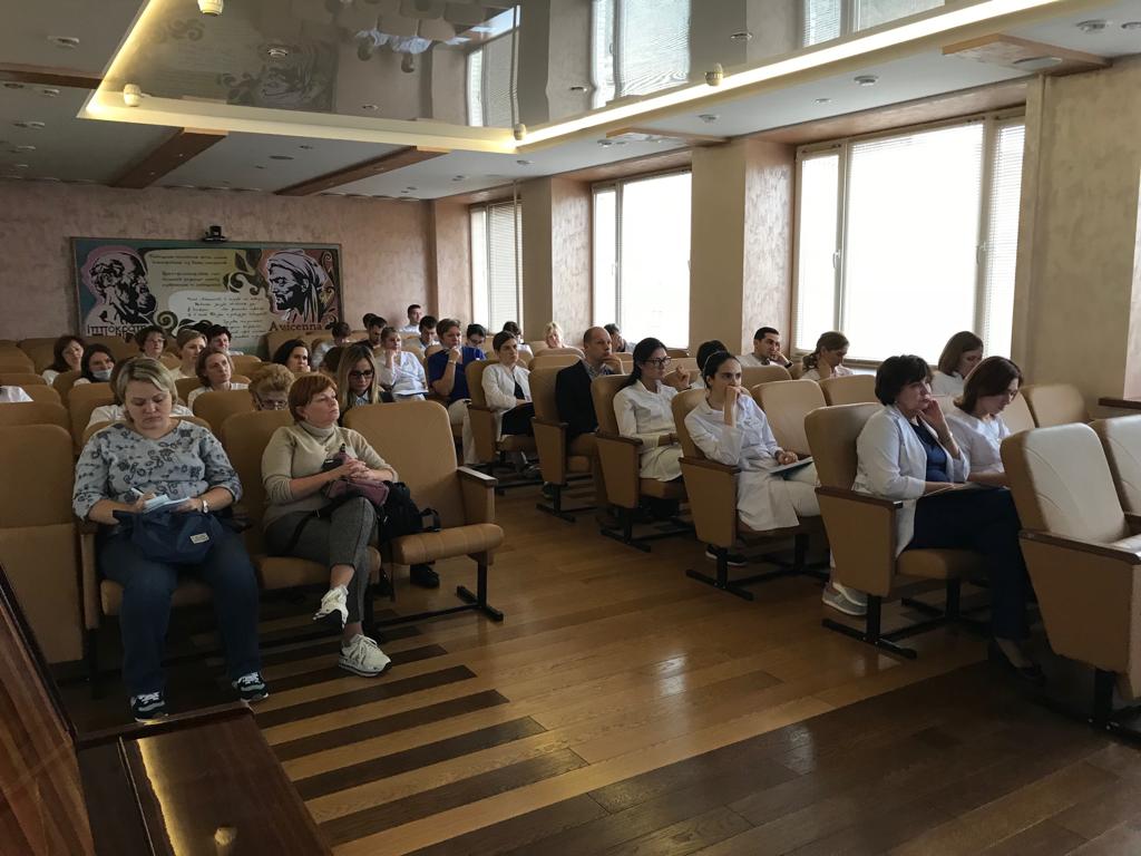 Рациональное применение антибиотиков в амбулаторной практике», программа которой разработана «Альянсом клинических химиотерапевтов и микробиологов»